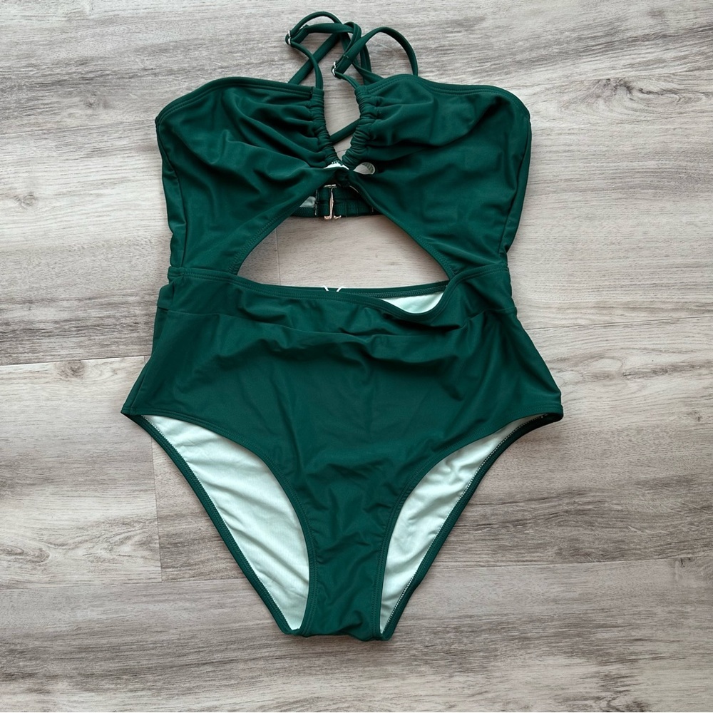 Cupshe Deep Green Swimwear